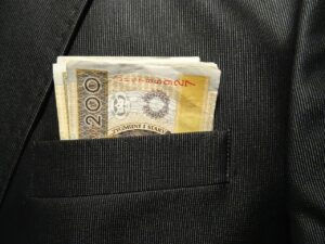 マウスピース矯正の支払い方法で分割回数が多い選択肢は？